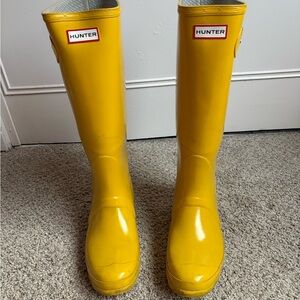 Hunter Classic Yellow Boots
